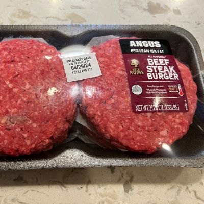 Angus Beef Steak Burger Patties - Walmart - 4-27-2024