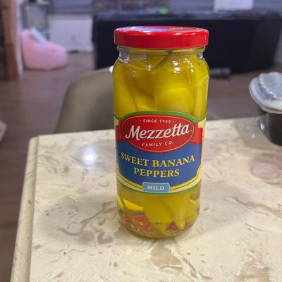 Mezzetta Sweet Banana Peppers - Walmart - 4-27-2024